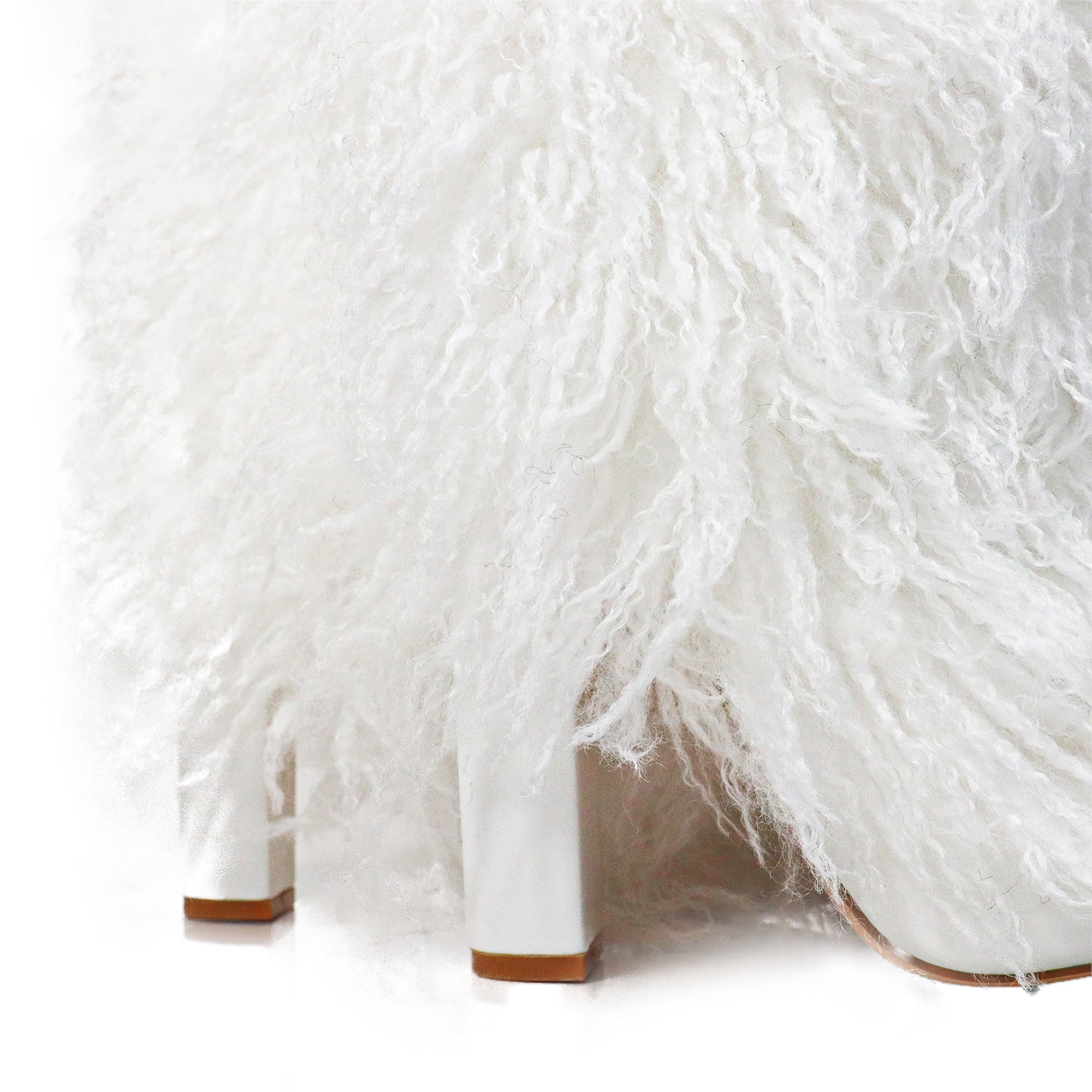 FANCY-1 POINTED TOE KNEE HIGH FUR BOOTS W/ CHUNCKY HEEL, WHITE