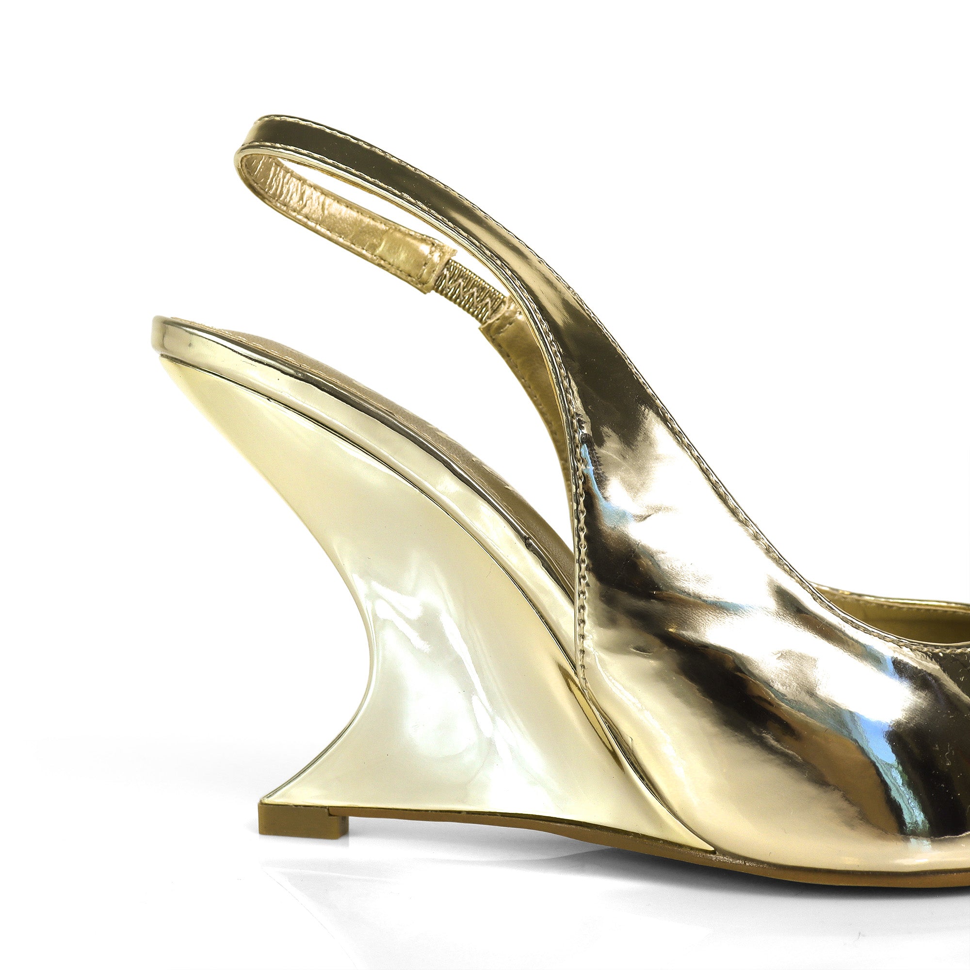 RENATO-1 POINTED TOE SLINGBACK TAIL WEDGE GOLD